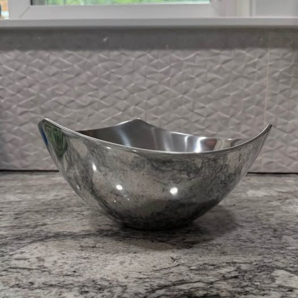 9” Nambe MCM Serving Bowl, Tri-corner, decorative bowl